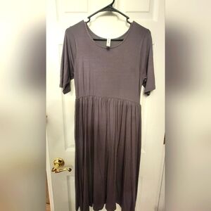 Zenana Outfitters Gray Dress Size Large